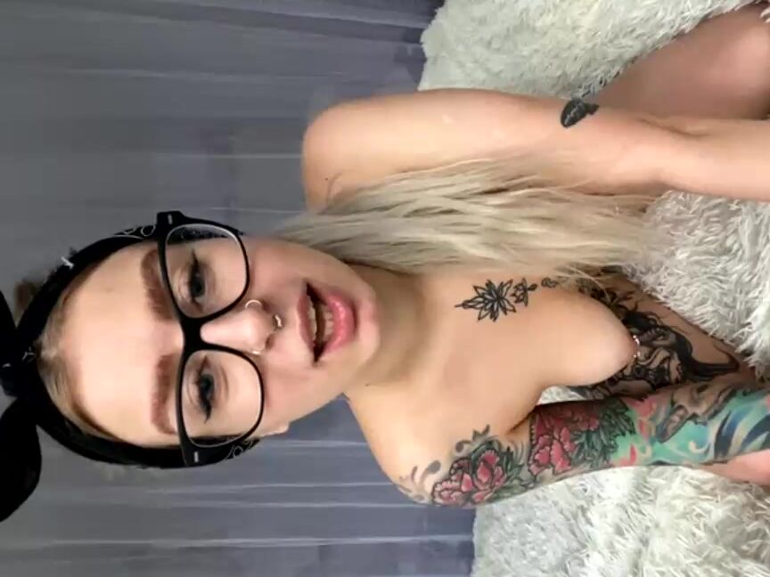 Suicidegirls Stream Started At Am Hey Hey My Friends Don T Forget To Subscribe To My