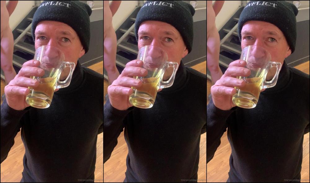 Lady Dark Angel Parting Gift Of A Glass Of Champagne As A Thanku For Being A Fantastic Filming Slave Drink Up Good Boy X