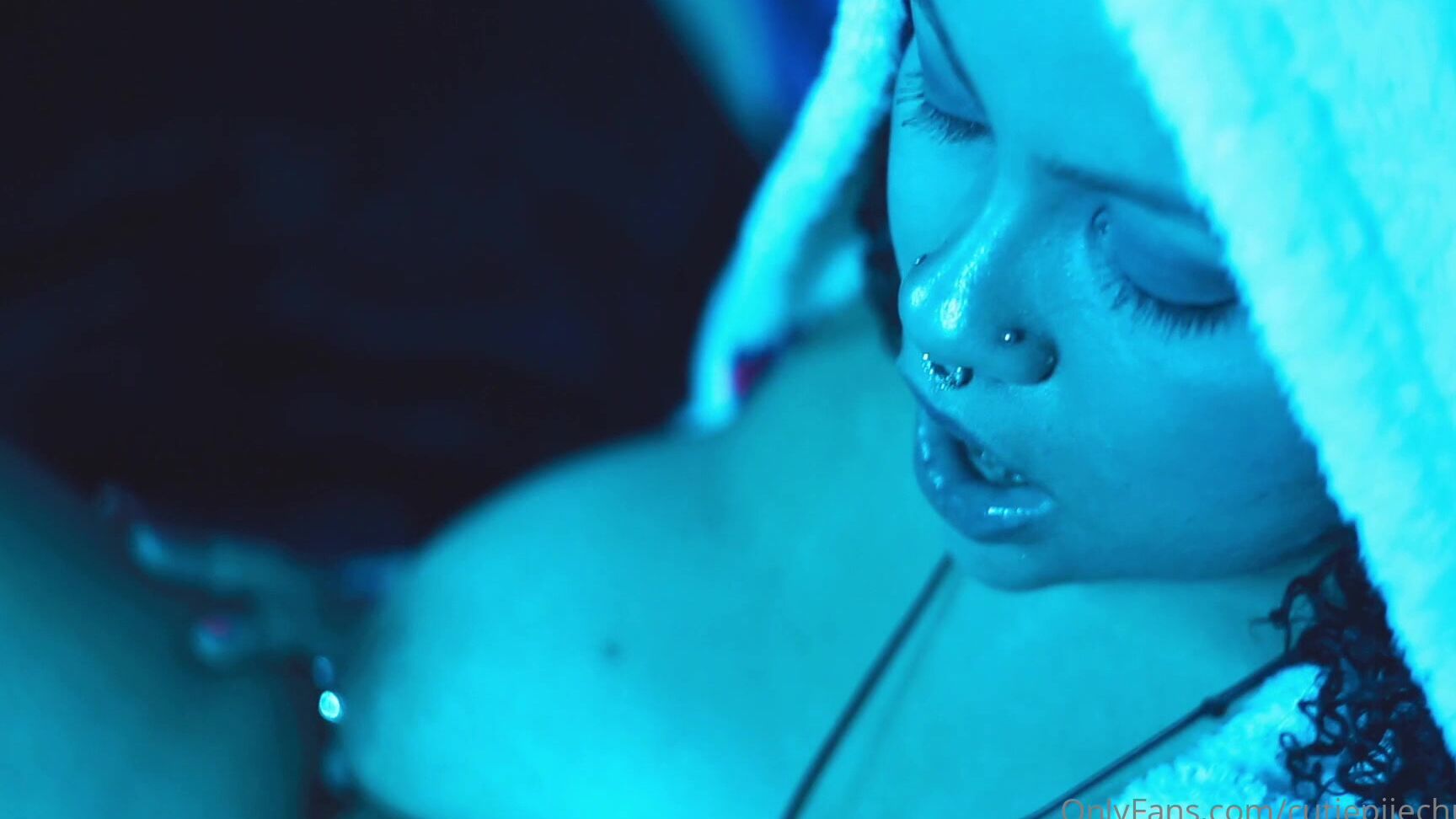 Annacutiepiie 3504132577 10 05 2024 She Played With My Fat Shaved Pussy And Made Me Cum So Hard Ela Brincou Com