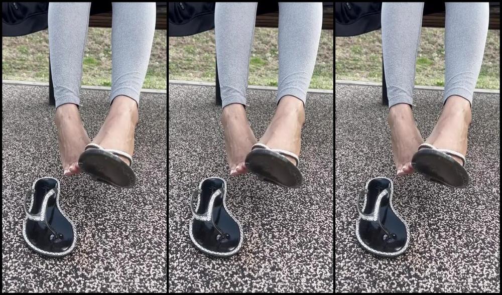 Queenjodiieetoes Aka Prettyfeetonly1800 Onlyfans How S The View From Down Below