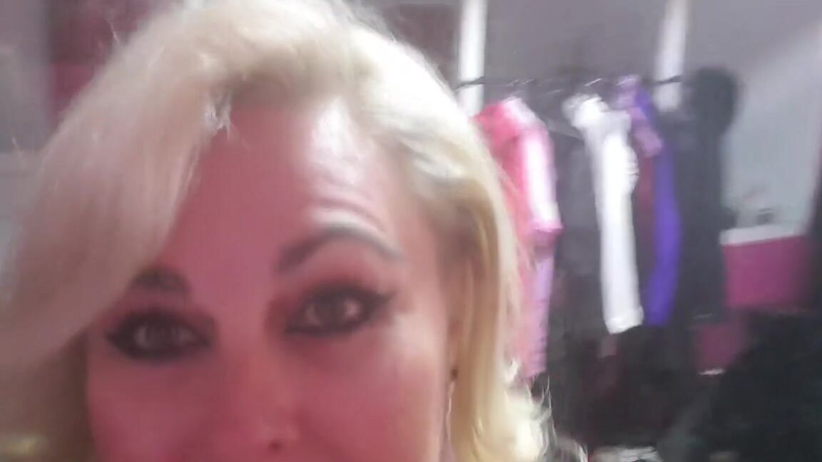 Mistress Sinpiedad Nicknamed Sinpiedad Onlyfans Last Nigth Celebreting Party In Studio Nomercy In Madrid With Wonderful Mistresses Slaves And Frien