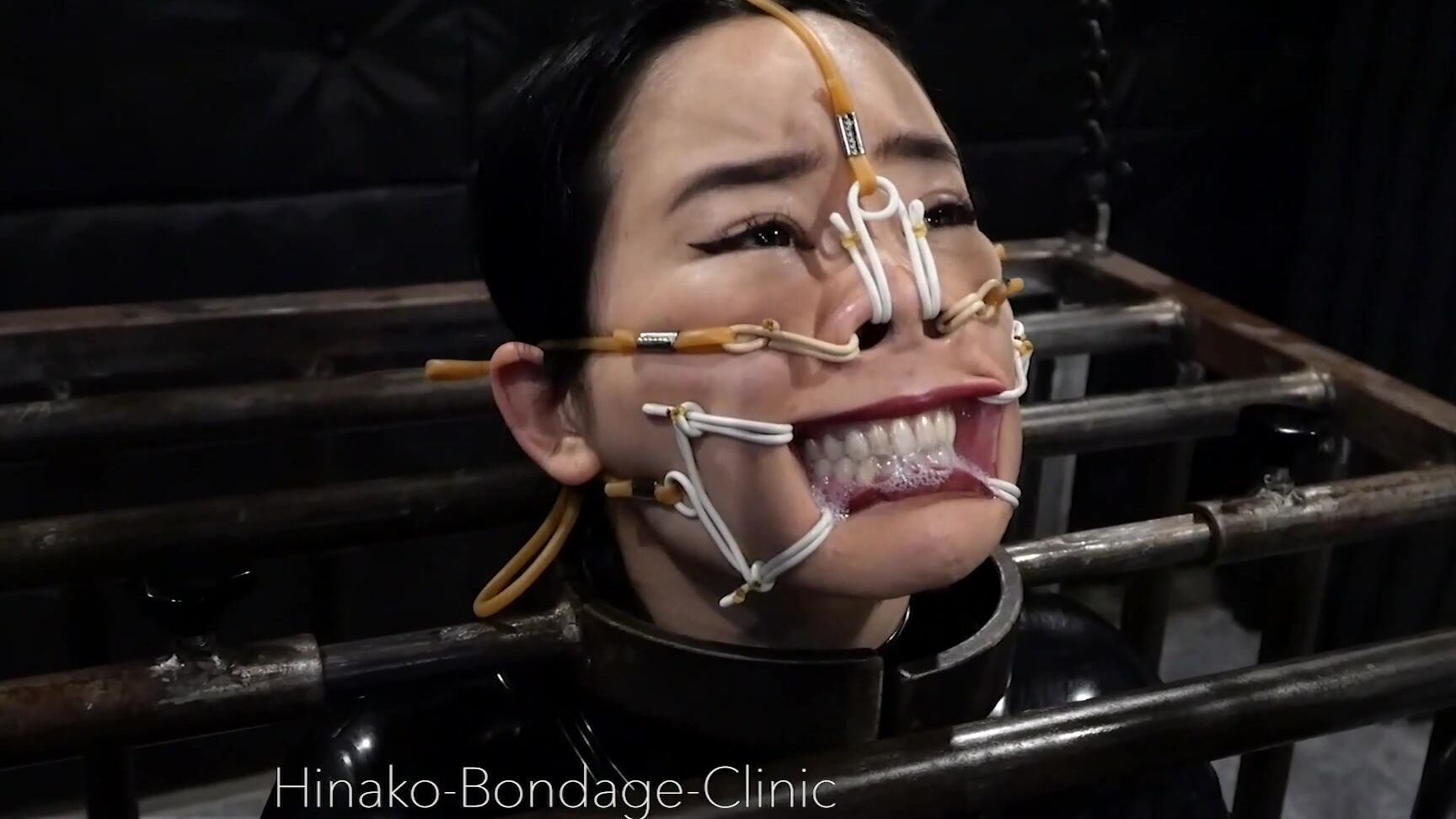 Stupid Fucking Latex Bitch Gets Locked In A Cage Andface Stretched Out