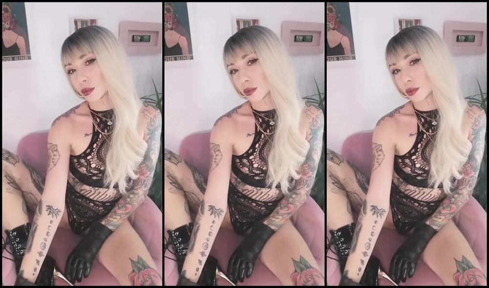 Queen Kinkerbell Nicknamed Kinkerbell23 Onlyfans I Felt So Fucking Horny I Couldnt Help But Smoke Two Cigarettes