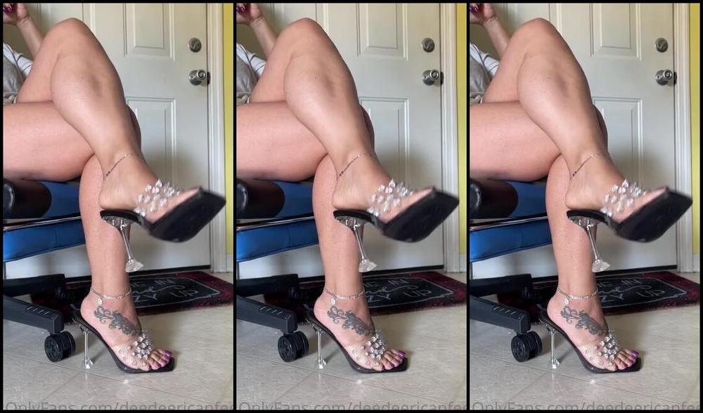Deedeericanfeet Onlyfans As Requested A Sexy Heel Play And Legs