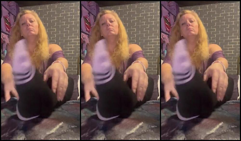 Goddess Rhonda Aka Sweetesthangsfeet Onlyfans Who Likes Sweaty Feet