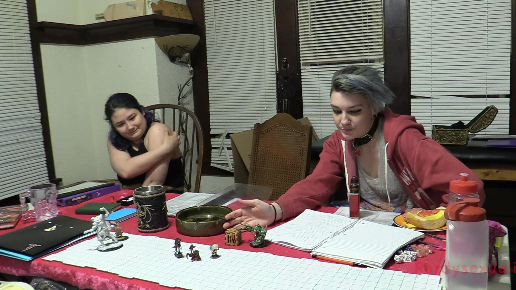 "Rardysexuality" 18 & 19 yrs old, games, geek, role play, sexy gamer Sunday DnD Game 21 1 Manyvids