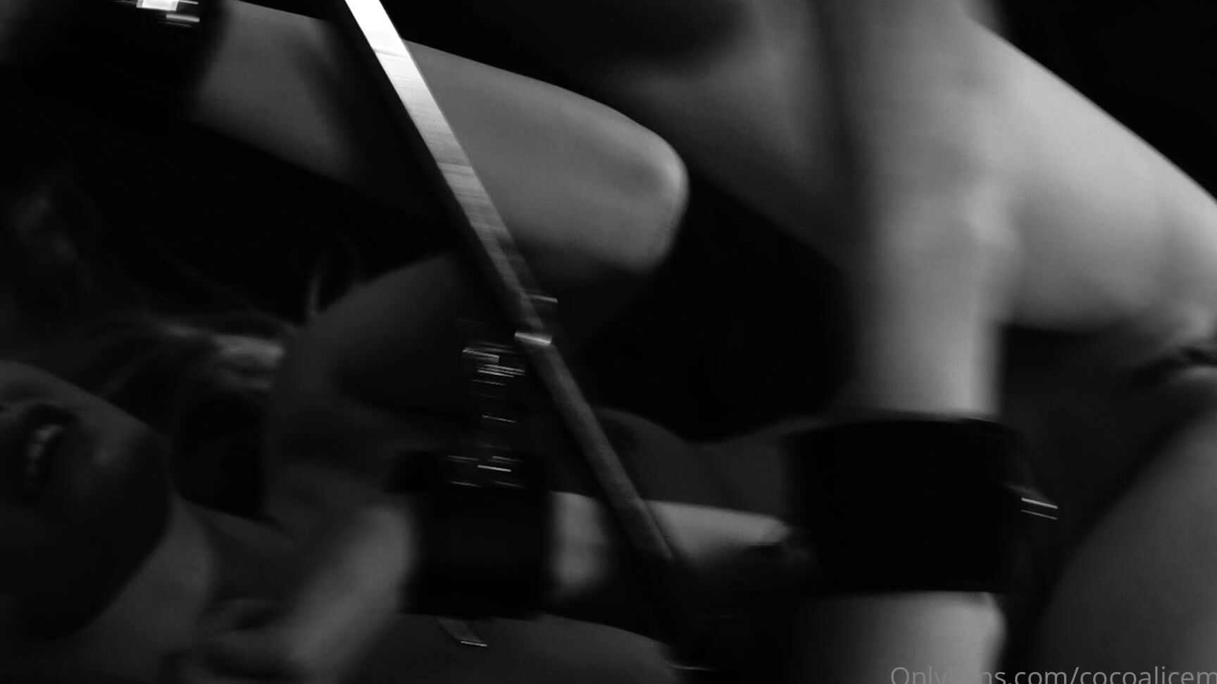 cocoalicemodel-19-07-2020-557113460-sweet-dreams-are-made-of-this