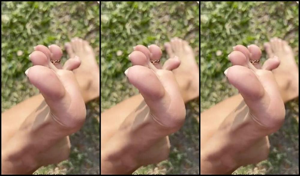 Miliani Nicknamed Miliani Onlyfans Enjoy This Little Clip Of My Sexy French Outside In My Backyard Premium