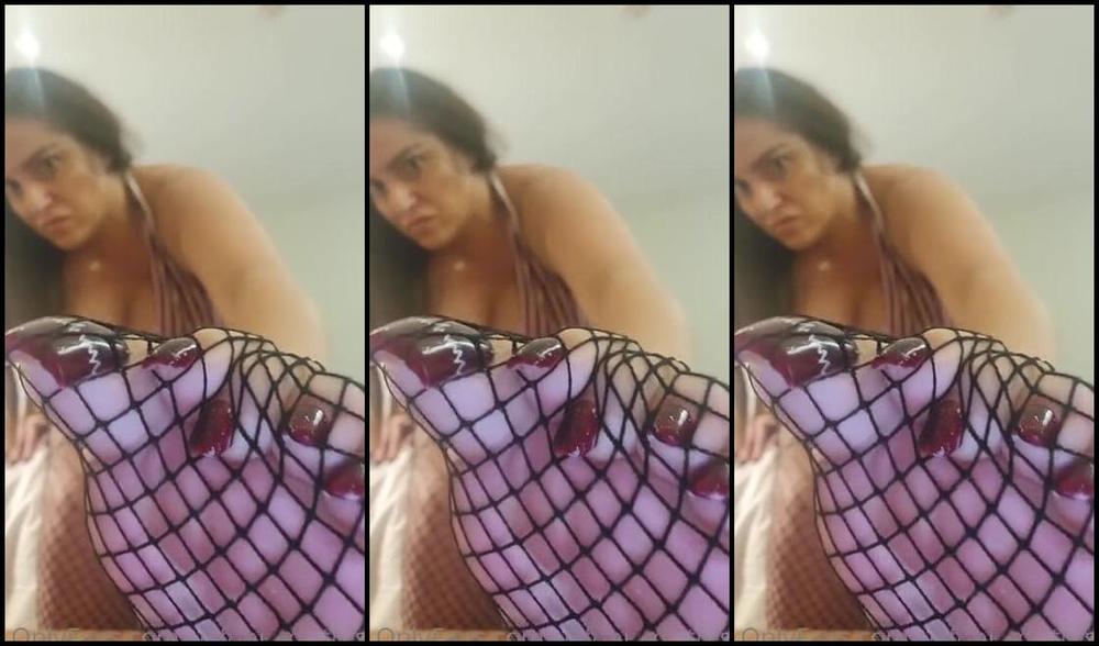 Ukfoot Mistress Onlyfans Fishnet Fcukin Ftiday Hey Lil Fishies 3P