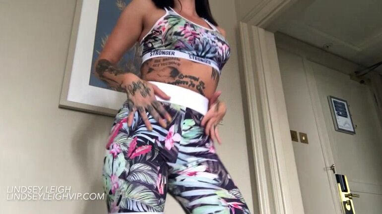 Lindsey Leigh Spandex Ass Shake