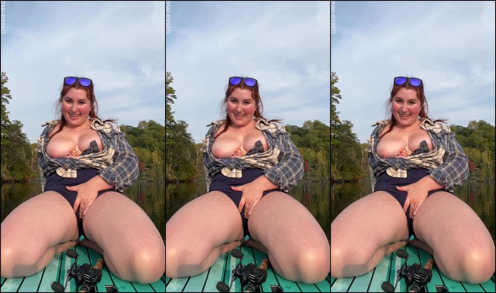 Isla Moon 3042678380 10 12 2023 I Might Need A Little Help To Get Enough Vitamin D For The Day