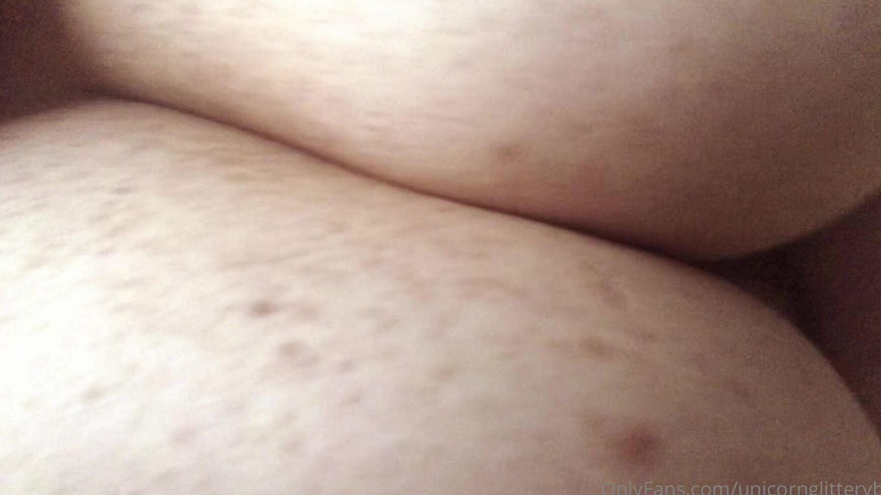 Unicornglitteryblood 2533245983 07 23 2022 Slide In Between My Huge Boobs My Hand Is So Small Compared To My Boobs Lmao