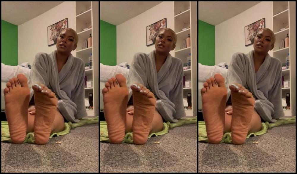 Thelbfeet Nicknamed Thelbfeet Onlyfans Get On Your Knees For Me And These Filthy Feet I Want Your Out