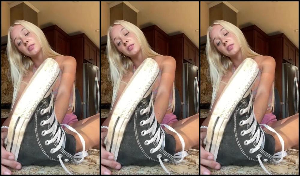 Goddess Kaylee Aka Xomaddykxo Onlyfans Part 1 And 2 After The First Clip Ended On Me Better Eat Up And Enjoy It Too Bc This Is Your Dinn 1P