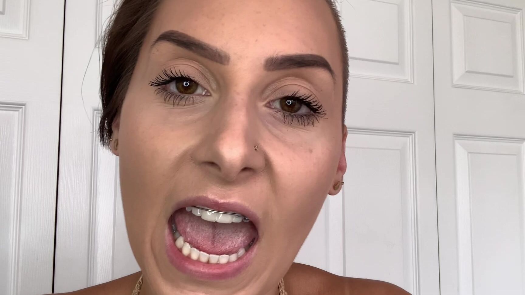 Goddess Arielle Retainer Faggot ManyVids