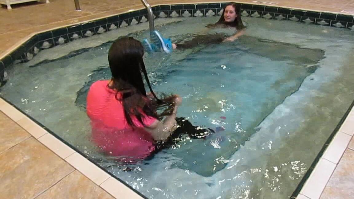 Xxsmiley Sporty Girls Wetlook Candid