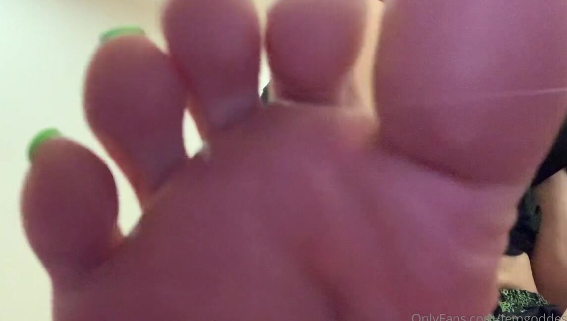 Femgoddesskira Onlyfans This Is Your Dinner