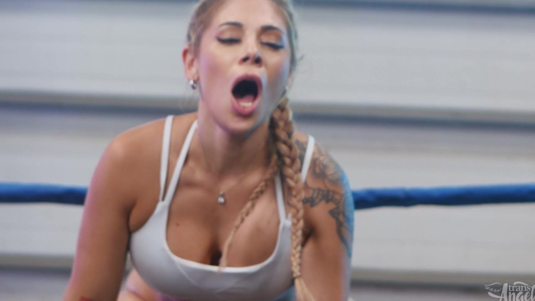 Hardcore, Bareback, Blowjob, Cum On Mouth, Pussy LIcking, Shemale On Female, Cumshot, Big Tits Eva Maxim, Laura Fox - Bare-Knuckle Fucking SiteRip