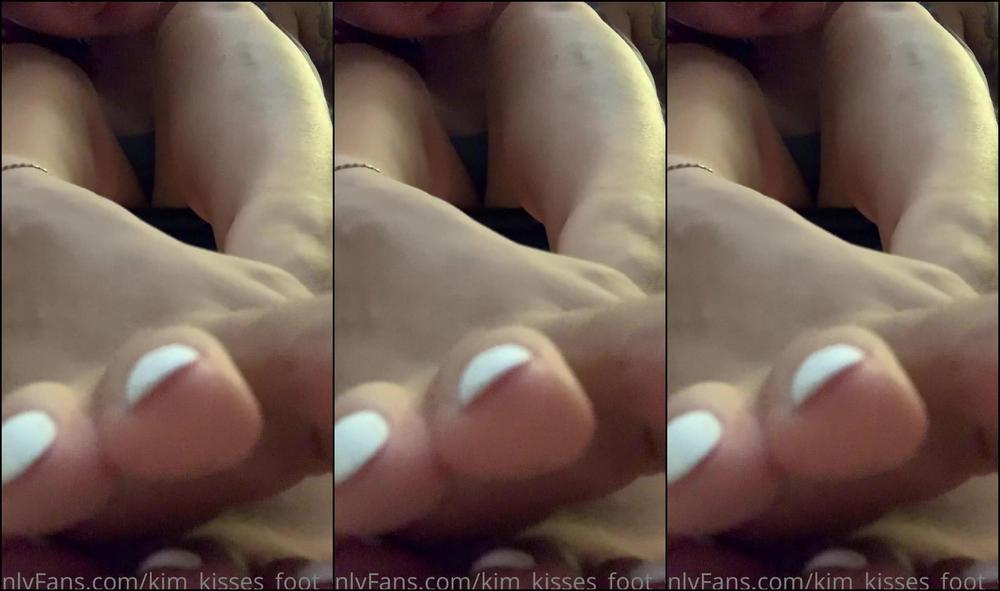 Kim Kisses Foot Goddess Pov Giantess Joi