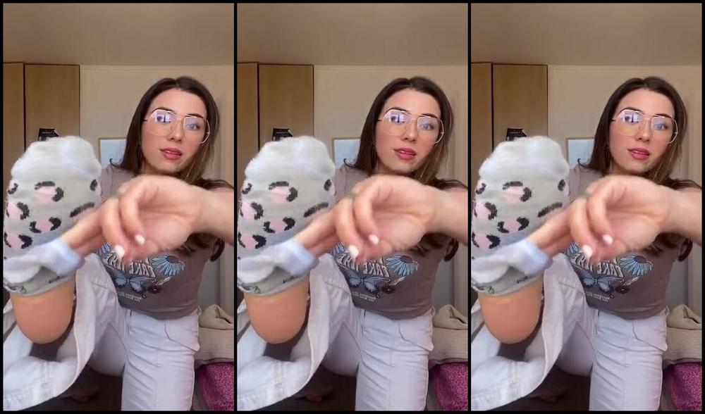 Moringa Paz Nicknamed Moringapaz 12 11 2024 Onlyfans Video Watch Me Enjoy The Beautifull Process Of Sniffing My Delicious Stinky Feet After Working For 6