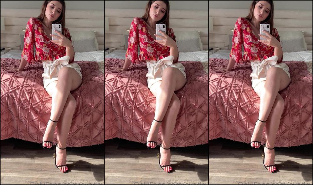 Eva De Vil Video Worship My Heels Gleaming In The Sun Light Se