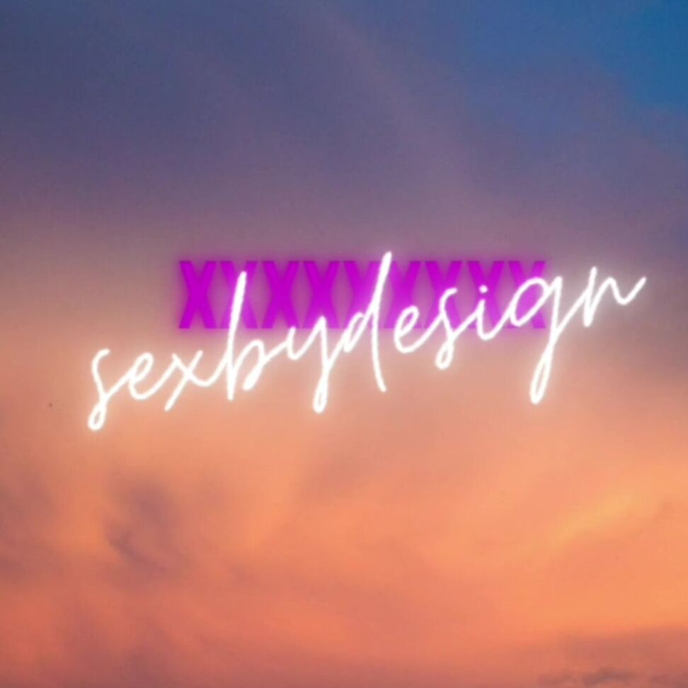 Savvysuxx Who S Up For A Naughty Bedtime Story Put Some Headphones On Get Cozy Grab The Lube