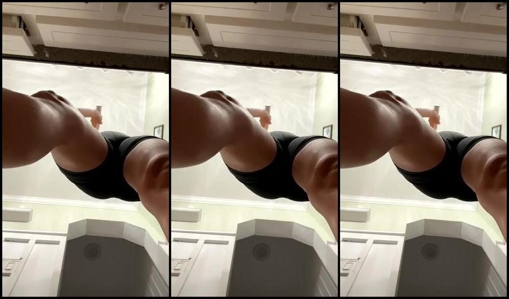 Giantess Tara Nicknamed Giantesstara 06 09 2023 Onlyfans Video Stream Started At 06092023 0229 Am Watch Me Get Ready For Bed With Your Bug Pov