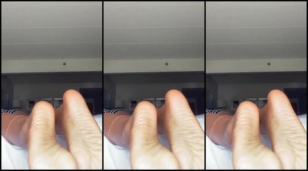 Goddess Dee Aka Welovedee Onlyfans Listen To The Way These Feet Slap Together