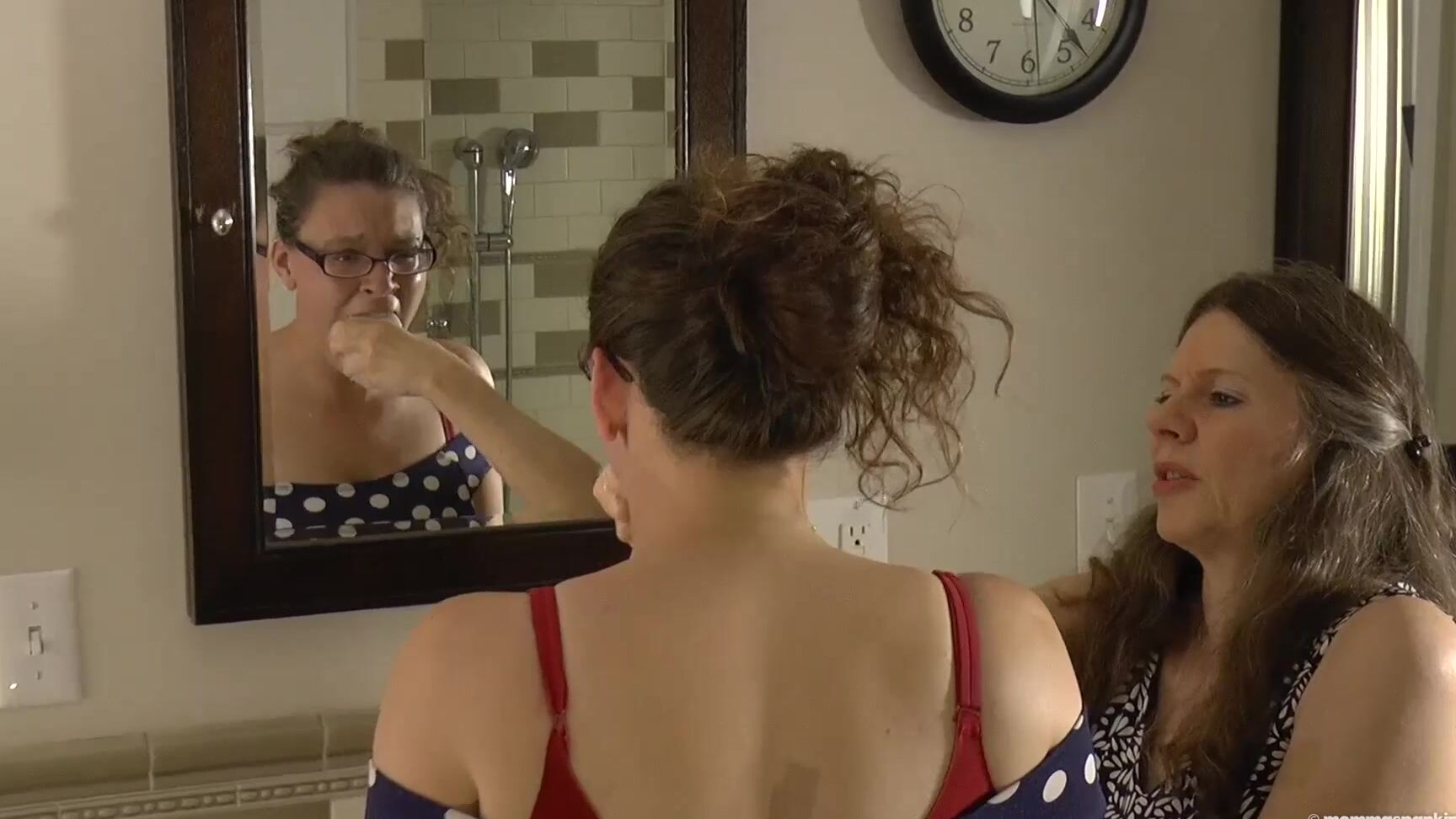 anna spanked and soaped by mommy Clips4Sale