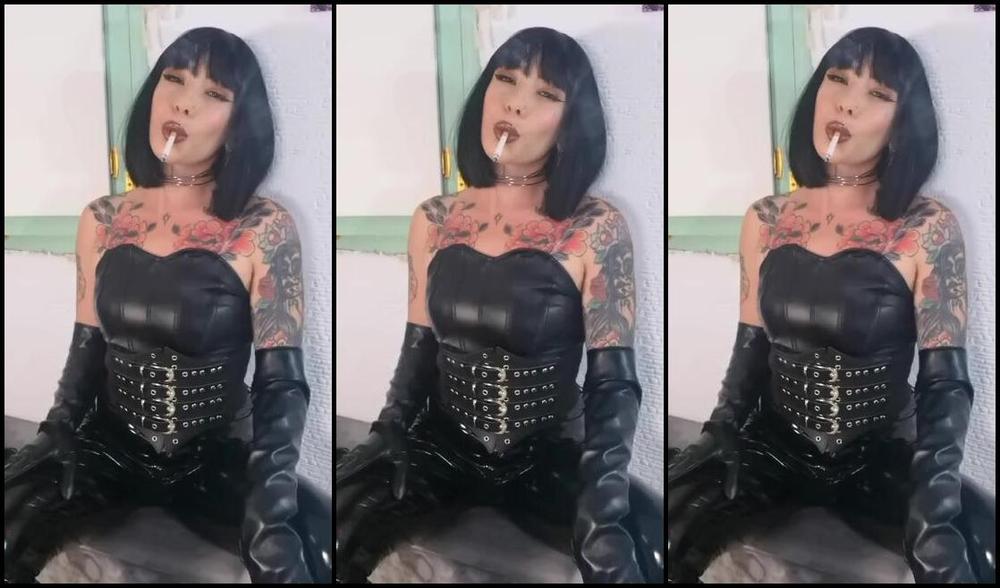 Queen Kinkerbell Nicknamed Kinkerbell23 Onlyfans All Black Everything X9