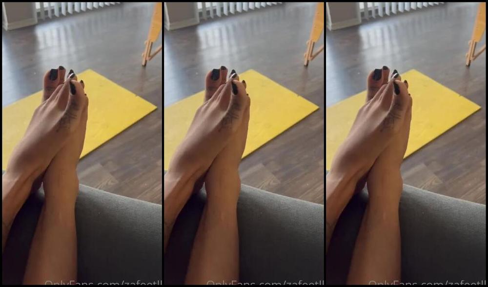 Zafeetllc Onlyfans Wiggling These Sexy Black Toes
