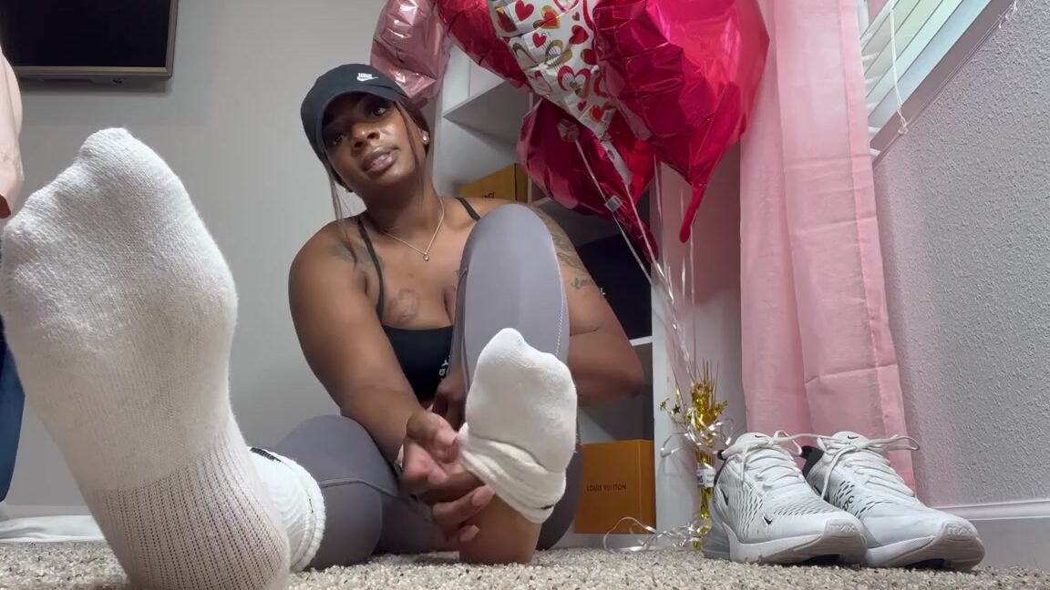 Jaefeetz Onlyfans Sock Shoe Removal After A Long Workoutp