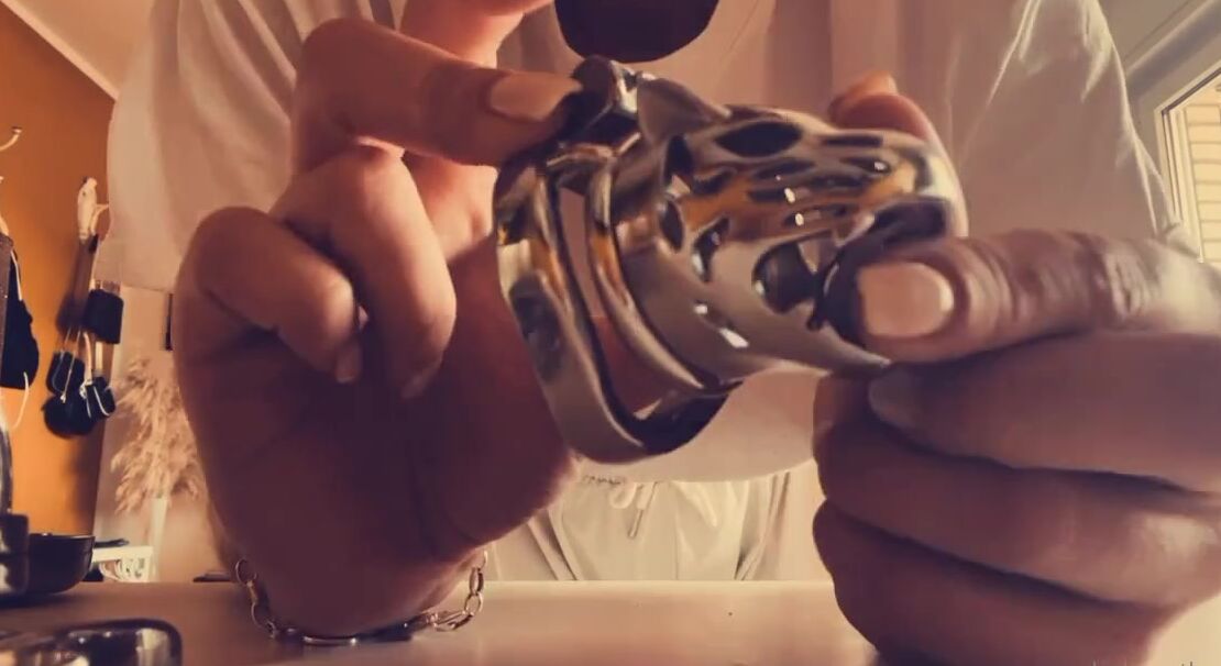 Goddess Nina Nicknamed Hellsentheaven Onlyfans 08 24 2022 Und In Welchem Leidest Du Den Locktober Fr Mich