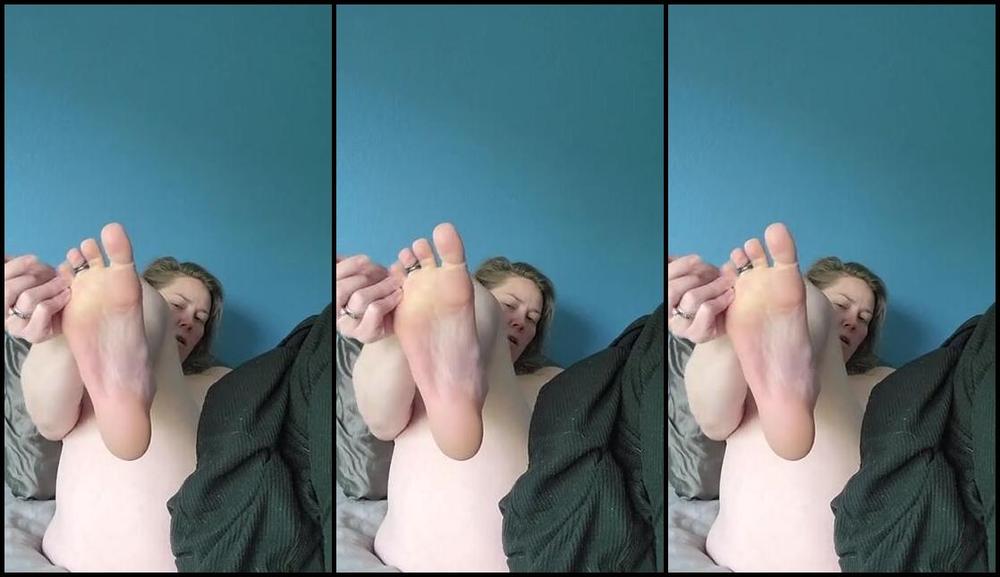 Mplfeet Vip Nicknamed Mplfeet Vip Onlyfans Selfplay Joi Youll Find The Weekends Are More Fun Here Now Tell Did You Last The