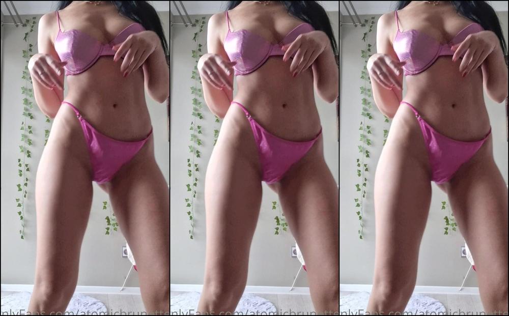 Atomicbrunette18 1 259