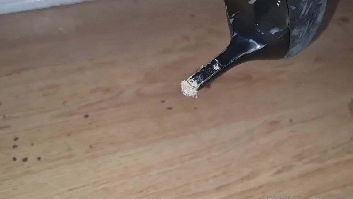 Kats Worn Heels Nicknamed Katswornheels Onlyfans Dangling Shoeplay And Showing Off My Extremely Trashed Work Heels