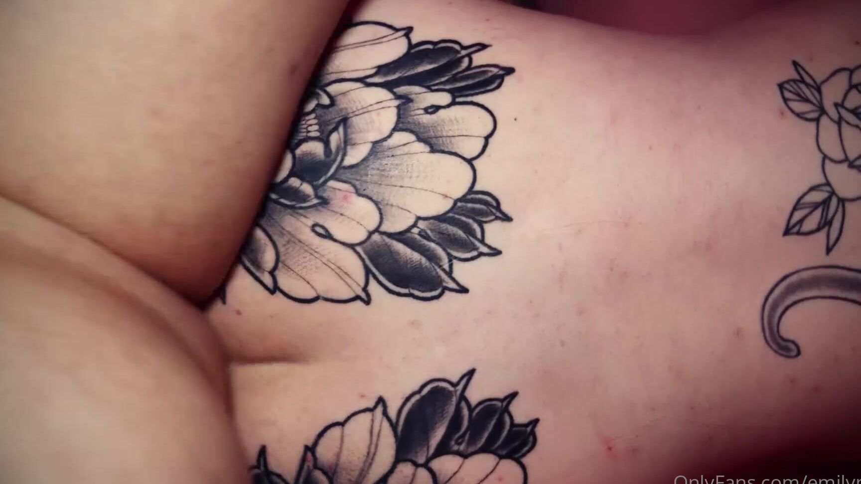 Emilypiexo S E X Dropping On Valentine S Day W Dpatrappa