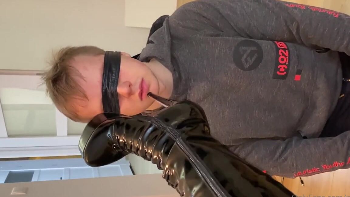 Kinky Navlia Onlyfans Old Video24