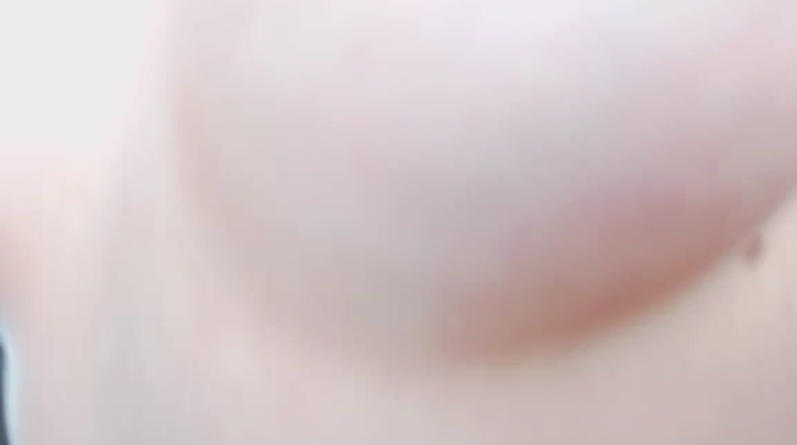 "Perfekttlilly18" voyeur, amateur, daddys girl, panty fetish, panty stuffing Pee on solded Panty manyvids