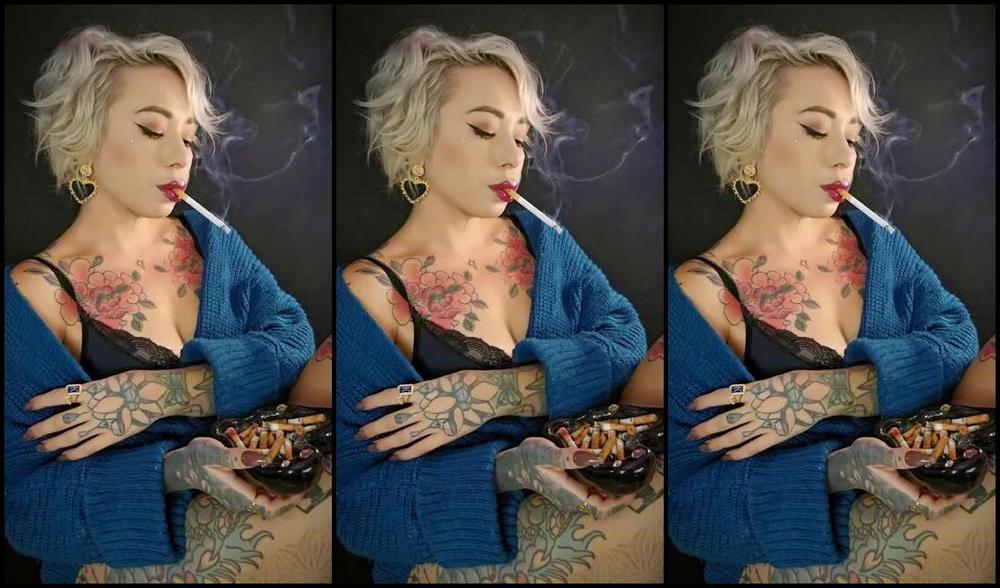 Queen Kinkerbell Nicknamed Kinkerbell23 Onlyfans A Simple Yet Sexy Saturday Smoke Wrapped Up As I Wind Down After A Busy