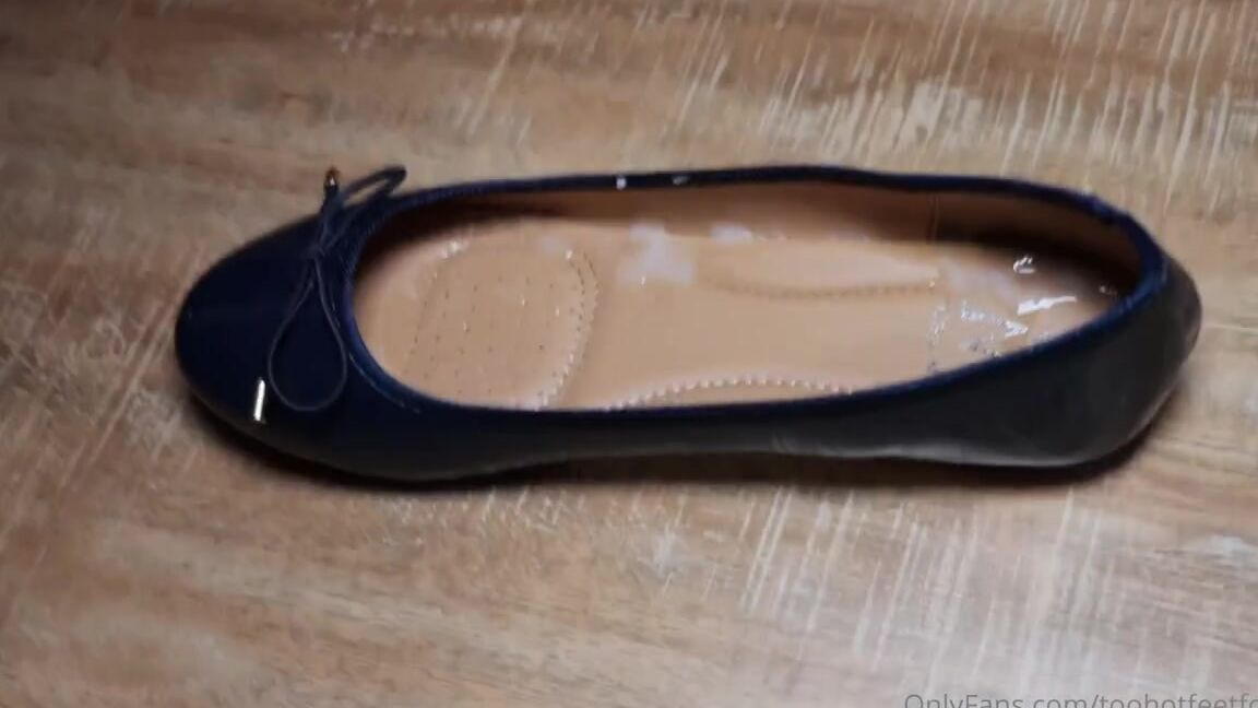 2Hotfeet4You Nicknamed Toohotfeetforyou Onlyfans She Bought A New Pair Of Flats And That Means Only One Thing They