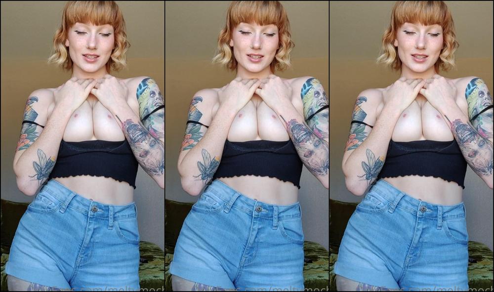 Meltymochi 2182212756 08 03 2021 Pov You Re At Work And I Texted You This Video What Would You Do