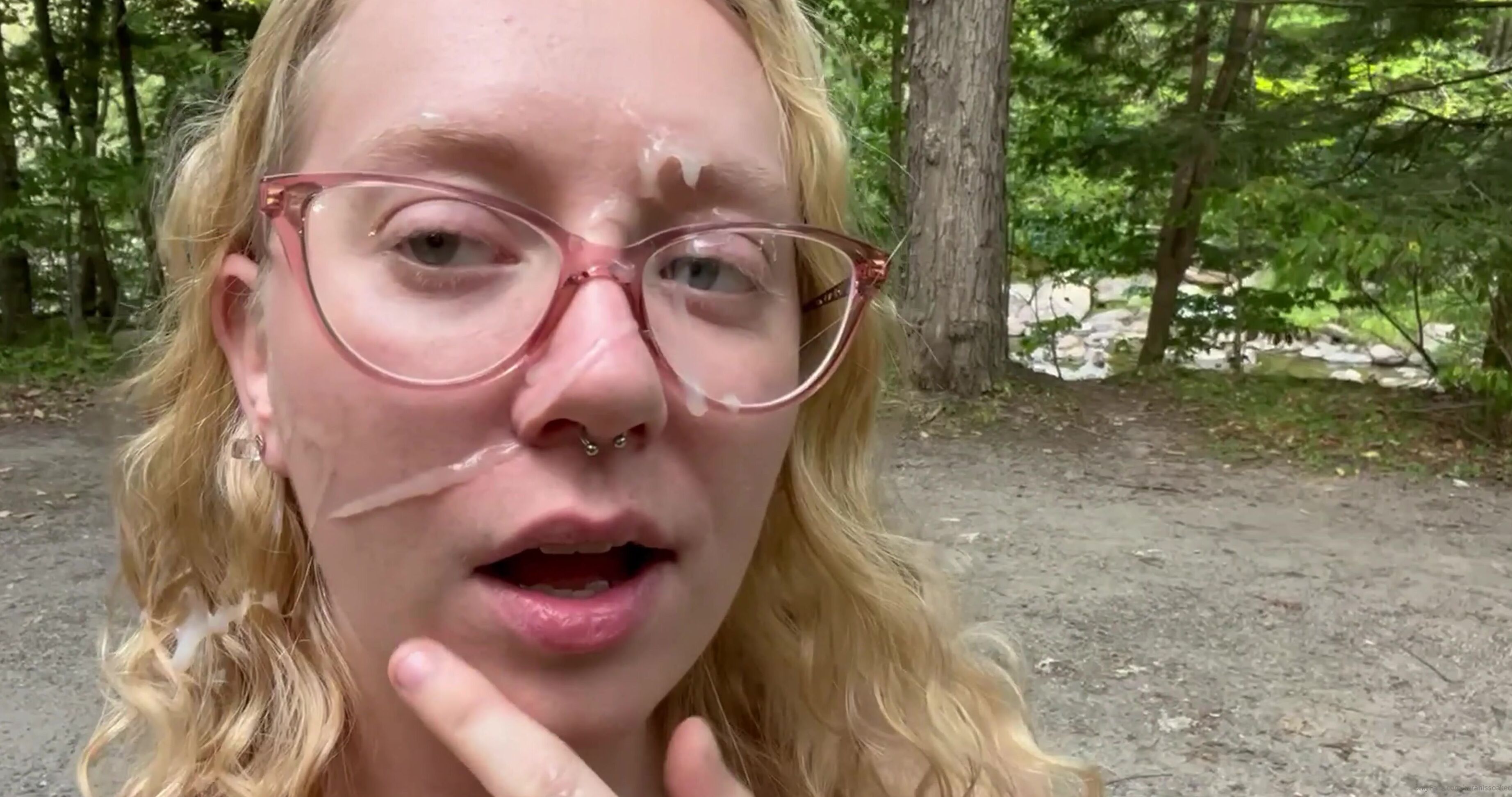 Sarahissoaked Taking The Cum Facial Walk Of Fame I Tried Doing It Without Eating It But You Know Me