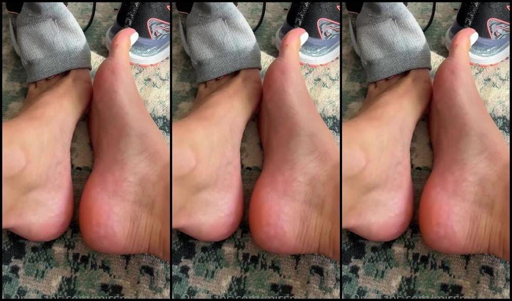 Missrose Heels Onlyfans Who Is Ready To Clean All Of This After A Long Workout