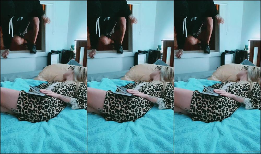 inkxbby-23-03-2020-190367879-someone-broke-into-my-room-message-me-if-you-want-the-full-14-minute-video