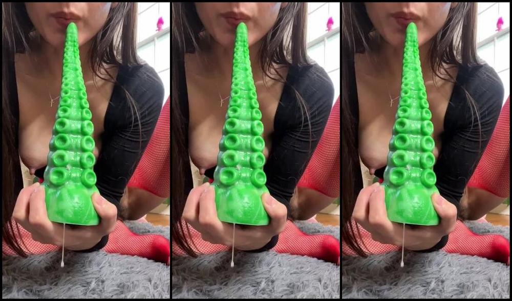 Lillyvig Onlyfans Drooooool