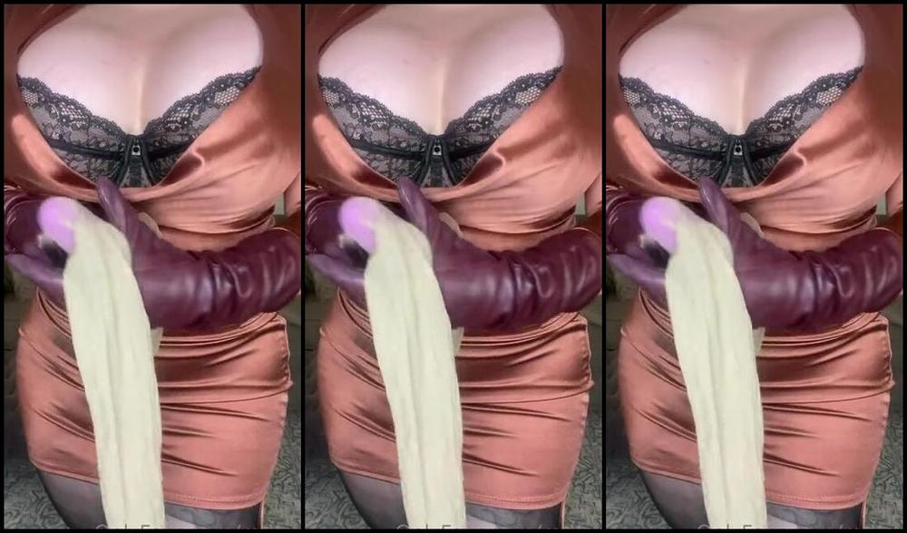 Miss Harriet Nicknamed Redtoes Onlyfans A Silky Shiny Evening 35