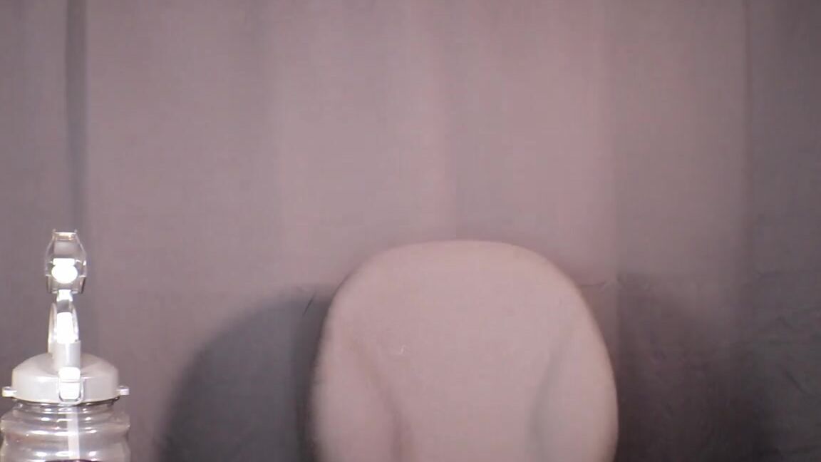 Megan Ginger Asmr Nicknamed Gingerasmr Onlyfans Bong And Orbs August 2019 Asl