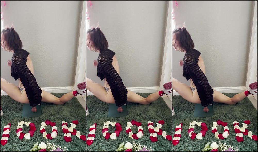 "Shrooms Q" Young, Teen, Small Tits, Skinny, Hardcore, All Sex Shrooms Q - Celebrating 100k by fucking myself w my dildo SiteRip