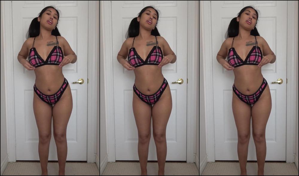 hayleyxyz 12 09 2021 293250841563897856 showing off the outfit from my new album should i start posting these short videos to go Fansly